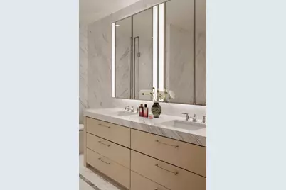 400 E 84th Street #37A, New York City, NY 10028 - Photo 23