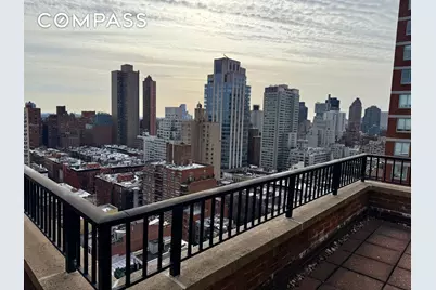 400 E 85th Street #PHC, New York City, NY 10028 - Photo 9