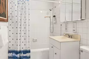 357 E 57th St, New York City, NY 10022 - Photo 7