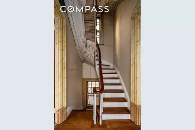 35 Stuyvesant Street, New York City, NY 10003 - Photo 5