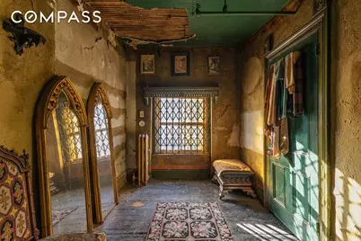 35 Stuyvesant Street, New York City, NY 10003 - Photo 7