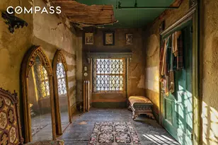 35 Stuyvesant St, New York City, NY 10003 - Photo 7