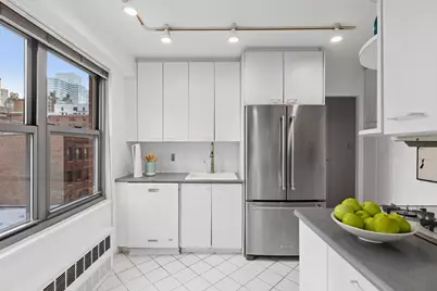 360 E 72nd Street #B709, New York City, NY 10021 - Photo 23