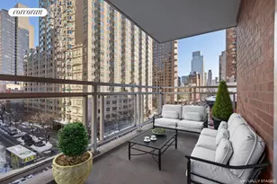 360 E 72nd St, New York City, NY 10021 - Photo 1