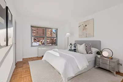 360 E 72nd Street #B709, New York City, NY 10021 - Photo 21