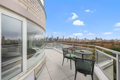 1050 Fifth Avenue #PHB, New York City, NY 10028 - Photo 11