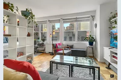 363 E 76th Street #8-K, New York City, NY 10021 - Photo 5