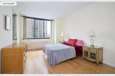 200 E 65th Street #17A, New York City, NY 10065 - Photo 3