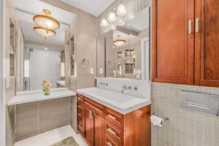 1725 York Ave, New York City, NY 10128 - Photo 9