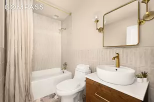 325 Grand Ave, New York City, NY 11238 - Photo 7