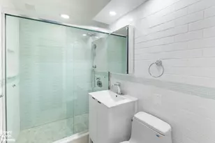 510 East 86th St, New York City, NY 10028 - Photo 17