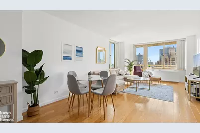 236 E 47th Street #30B, New York City, NY 10017 - Photo 3