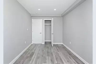 19-61 80th Street, New York City, NY 11370 - Photo 9