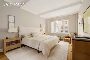 125 E 74th St, New York City, NY 10021 - Photo 11