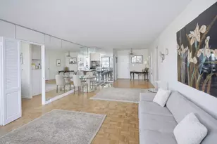 117 E 57th St, New York, NY 10022 - Photo 3