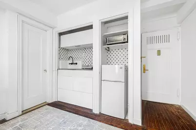 25 Tudor City Place #1316, New York City, NY 10017 - Photo 3