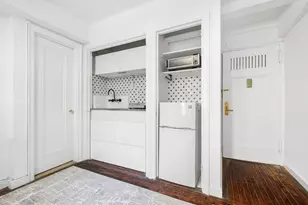 25 Tudor City Pl, New York City, NY 10017 - Photo 3