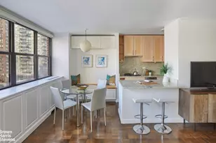 239 E 79th St, New York City, NY 10075 - Photo 3