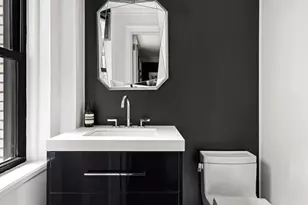 220 E 73rd St, New York City, NY 10021 - Photo 17