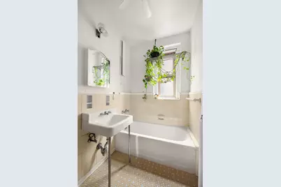 9437 Shore Road #E4, Brooklyn, NY 11209 - Photo 7