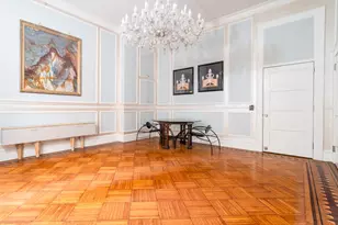 205 W 57th St, New York City, NY 10019 - Photo 19