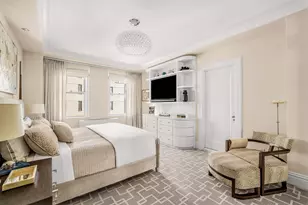 910 Park Ave, New York City, NY 10075 - Photo 7