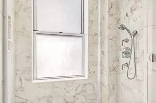 910 Park Ave, New York City, NY 10075 - Photo 9