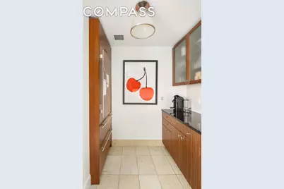 250 E 53rd Street #1601, New York, NY 10022 - Photo 7