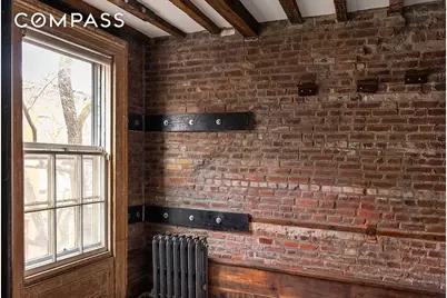 262 W 11th Street, New York, NY 10014 - Photo 11