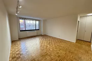377 Rector Pl, New York City, NY 10280 - Photo 3