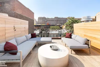 318 W 20th Street, New York, NY 10011 - Photo 17