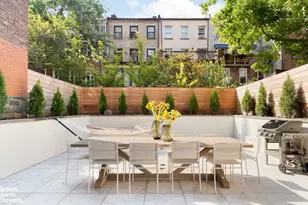 318 W 20th St, New York, NY 10011 - Photo 5