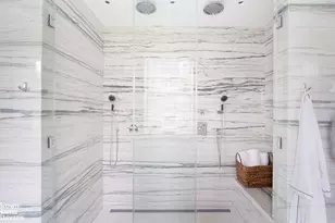 318 W 20th St, New York, NY 10011 - Photo 9