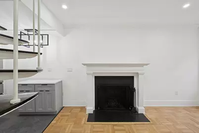 134 W 80th Street #PARLOR, New York City, NY 10024 - Photo 3