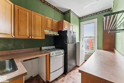 150A Diamond Street, New York City, NY 11222 - Photo 13