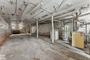 150A Diamond St, New York City, NY 11222 - Photo 19