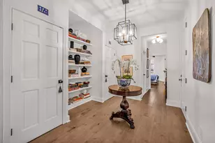 266 W 77th St, New York City, NY 10024 - Photo 5