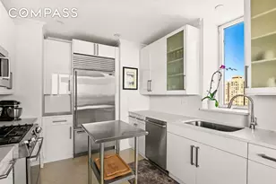 351 E 51st St, New York City, NY 10022 - Photo 3