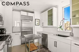 351 E 51st St, New York City, NY 10022 - Photo 3