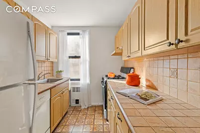 185 Prospect Park SW #203, Brooklyn, NY 11218 - Photo 7