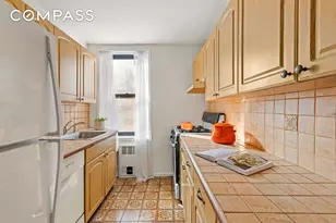 185 Prospect Park Southwest, Brooklyn, NY 11218 - Photo 7