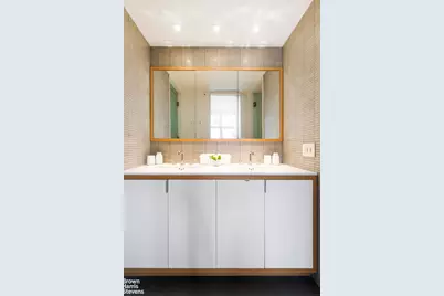 188 E 70th Street #17CD, New York City, NY 10021 - Photo 15