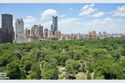 50 Central Park S #27, New York City, NY 10019 - Photo 5