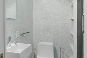 530 E 76th St, New York City, NY 10021 - Photo 11