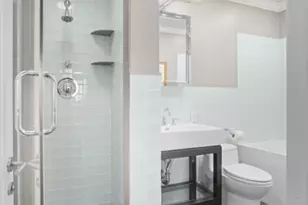 530 E 76th St, New York City, NY 10021 - Photo 7