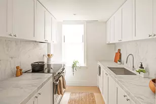 26 W 9th St, New York City, NY 10011 - Photo 5