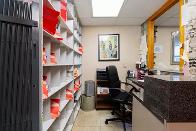 207 Ocean Parkway #1J, New York City, NY 11218 - Photo 5