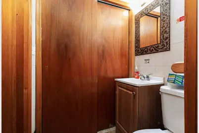 207 Ocean Parkway #1J, New York City, NY 11218 - Photo 9