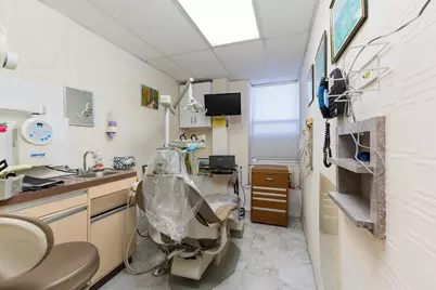 207 Ocean Parkway #1J, Brooklyn, NY 11218 - Photo 1