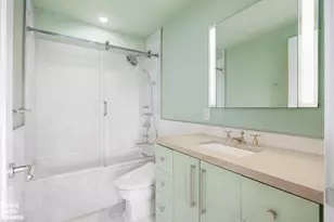 440 E 57th St, New York City, NY 10022 - Photo 5